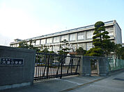 【小学校】大津小学校まで912ｍ