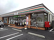 【コンビニエンスストア】セブン-イレブン 草加谷塚上町店まで857ｍ