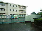 【小学校】福津市立神興東小学校まで1760ｍ