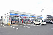 【コンビニエンスストア】ローソン水戸米沢町店まで379ｍ