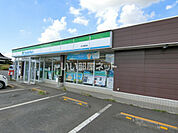 【コンビニエンスストア】ファミリーマート 桜川塙世店まで1706ｍ
