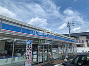 【コンビニエンスストア】ローソン　春町3丁目店まで937ｍ