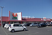 【スーパー】ユニバース三沢堀口店まで1261ｍ