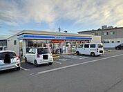 【コンビニエンスストア】ローソン 鈴鹿高岡南店まで365ｍ