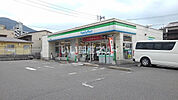 【コンビニエンスストア】ファミリーマート　小倉熊本店まで1154ｍ