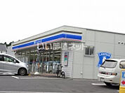 【コンビニエンスストア】ローソン 町田森の丘南店まで976ｍ