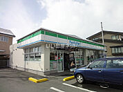 【コンビニエンスストア】ファミリーマート　成沢団地店まで721ｍ