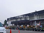 【ホームセンター】DCMカーマ砺波店まで735ｍ