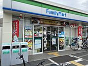 【コンビニエンスストア】ファミリーマート 西堤本通西店まで490ｍ