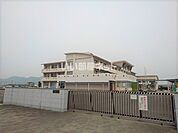 【小学校】三豊市立下高瀬小学校まで350ｍ