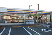 【コンビニエンスストア】ミニストップ新居浜松原町店まで844ｍ