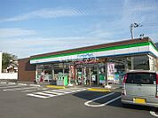 【コンビニエンスストア】ファミリーマート新居浜萩生店まで715ｍ