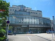 【図書館】四国中央市三島図書館まで3864ｍ
