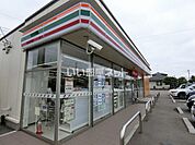 【コンビニエンスストア】セブンイレブン 結城アクロス通り店まで924ｍ
