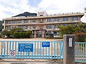 【小学校】福山市立泉小学校まで31ｍ