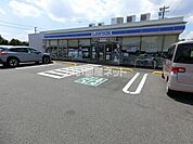 【コンビニエンスストア】ローソン 津高野尾店まで1490ｍ