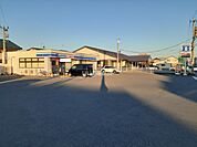 【コンビニエンスストア】ローソン+ポプラ 賀茂店まで568ｍ
