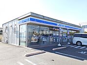 【コンビニエンスストア】ローソン都城下川東三丁目店まで153ｍ