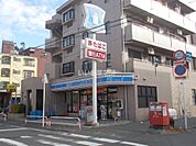 【コンビニエンスストア】ローソン松戸店まで219ｍ
