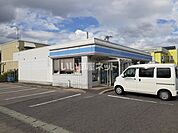 【コンビニエンスストア】ローソン 弘前大清水店まで370ｍ