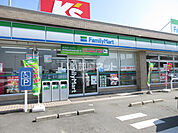【コンビニエンスストア】ファミリーマート 伊勢御薗町店まで493ｍ
