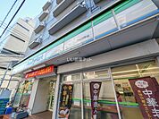 【コンビニエンスストア】ファミリーマート市谷田町店まで452ｍ
