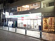 【コンビニエンスストア】セブンイレブン神田すずらん通り店まで379ｍ