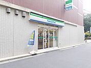 【コンビニエンスストア】ファミリーマート 中村橋駅西店まで467ｍ