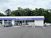 【コンビニエンスストア】ローソン拓勇西町6丁目店まで385ｍ