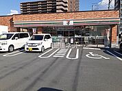 【コンビニエンスストア】セブンイレブン津市久居駅前店まで1321ｍ