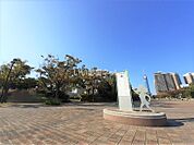 【公園】百道中央公園まで440ｍ