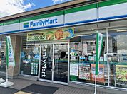 【コンビニエンスストア】ファミリーマート 東大阪横枕西店まで476ｍ