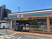 【コンビニエンスストア】セブンイレブン 東大阪西岩田3丁目店まで981ｍ
