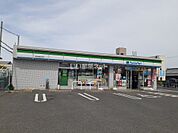 【コンビニエンスストア】ファミリーマート泉佐野高松東店まで312ｍ