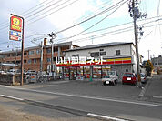【コンビニエンスストア】デイリーヤマザキ 鳥屋店まで2129ｍ