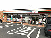 【コンビニエンスストア】セブンイレブン 行田小見店まで982ｍ