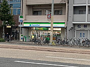 【コンビニエンスストア】ファミリーマート 広島千田町店まで554ｍ