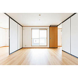 ティンバー・ヒルズ 2階3LDKのリビング/ダイニング