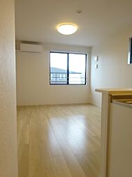 サウス　クレストV 201 2階1LDKのリビング/ダイニング