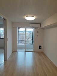 パピィ　エースリー 104 1階1LDKのリビング/ダイニング