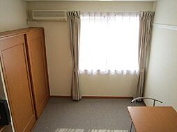 レオパレスタカネ．台 202 2階1Kのリビング/ダイニング