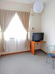 レオパレス武義 2階1Kのリビング/ダイニング