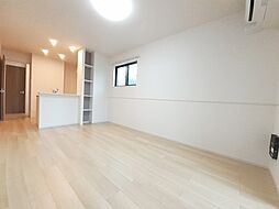 アルカディアII 1階1LDKのリビング/ダイニング