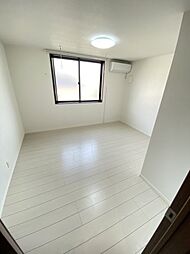 京急本線 堀ノ内駅 徒歩4分の賃貸アパート 2階ワンルームのリビング/ダイニング