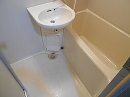 ウエスト 301 3階1DKのリビング/ダイニング