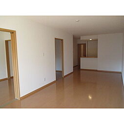 近鉄湯の山線 伊勢松本駅 徒歩10分の賃貸マンション 1階2SLDKのリビング/ダイニング