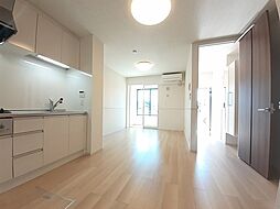 JR山陰本線 石原駅 バス14分 『上松』下車 徒歩4分の賃貸アパート 1階1LDKのリビング/ダイニング