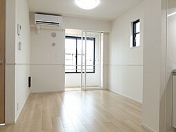 メゾン　ドゥ　ヴィクトワールIII 101