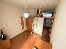 レオパレスエバーグリーン 107 1階1Kのリビング/ダイニング