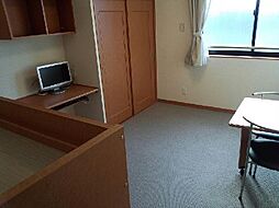 レオパレスＲｅｄｓ　ｆｉｅｌｄ 206 2階1Kのリビング/ダイニング